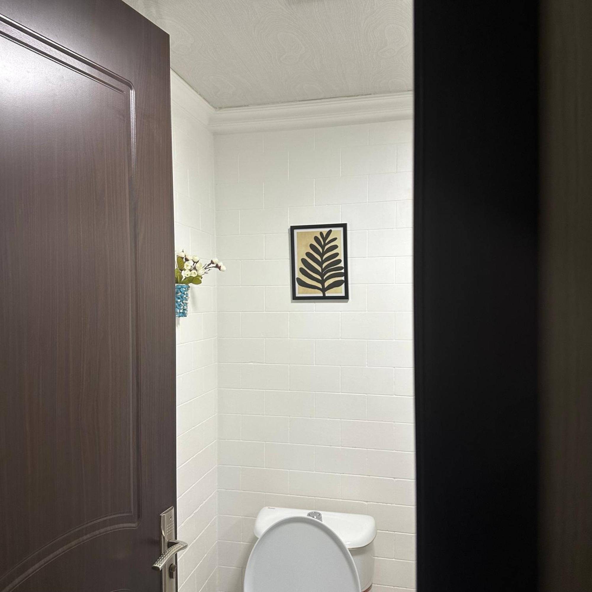 Hotel 1870 Кутаиси Экстерьер фото